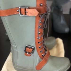 Authentic gray rain boots by BCBGMaxAzria Size 6